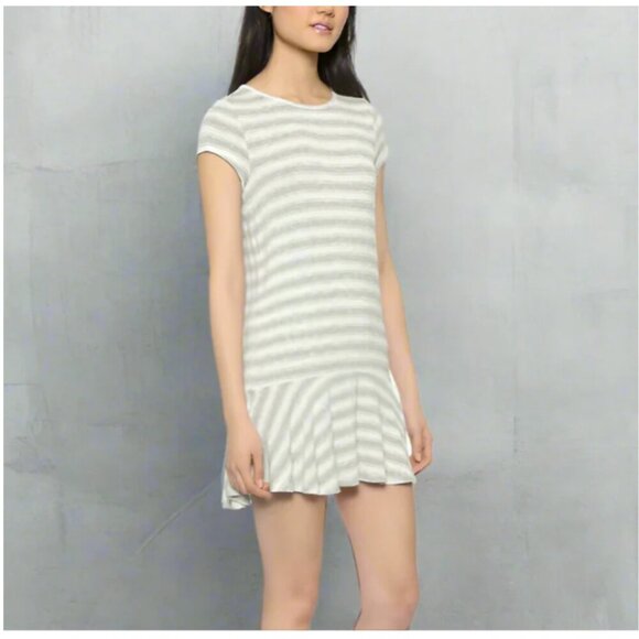 Soft Joie Alcyone Mini Dress Large Gray Short Sleeve Striped Jersey Drop Waist - Picture 1 of 8